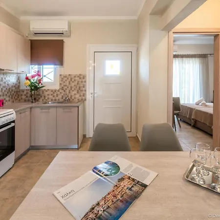 Apartmán Nancy's Budget With Pool & Jacuzzi By 