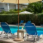 Nancy's Budget With Pool & Jacuzzi By 