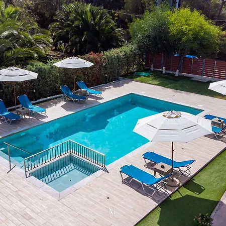 Nancy's Budget With Pool & Jacuzzi By 