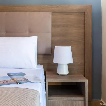 Nancy's Budget With Pool & Jacuzzi By 