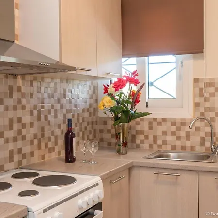 Nancy's Budget With Pool & Jacuzzi By 