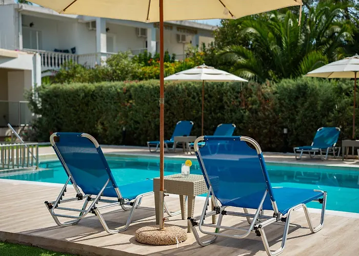 Nancy's Budget With Pool & Jacuzzi By 